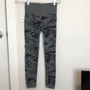UltraLux Fitness Camo Legging